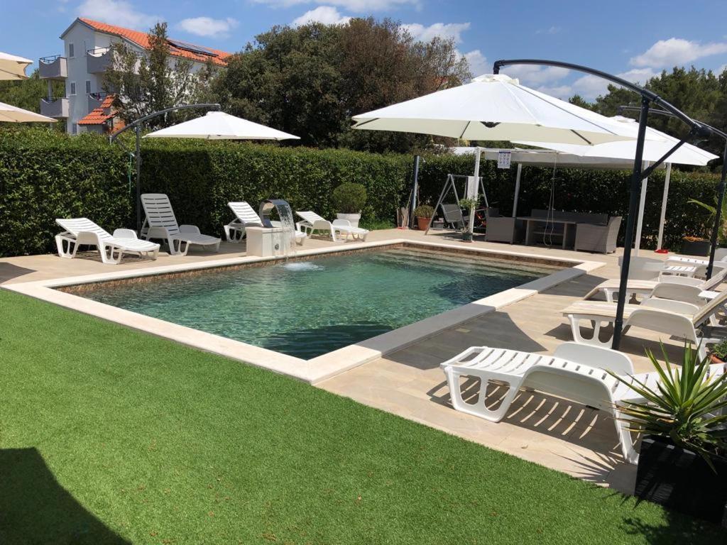 Apartmani Andelo, Tommy, Leon Bibinje Εξωτερικό φωτογραφία