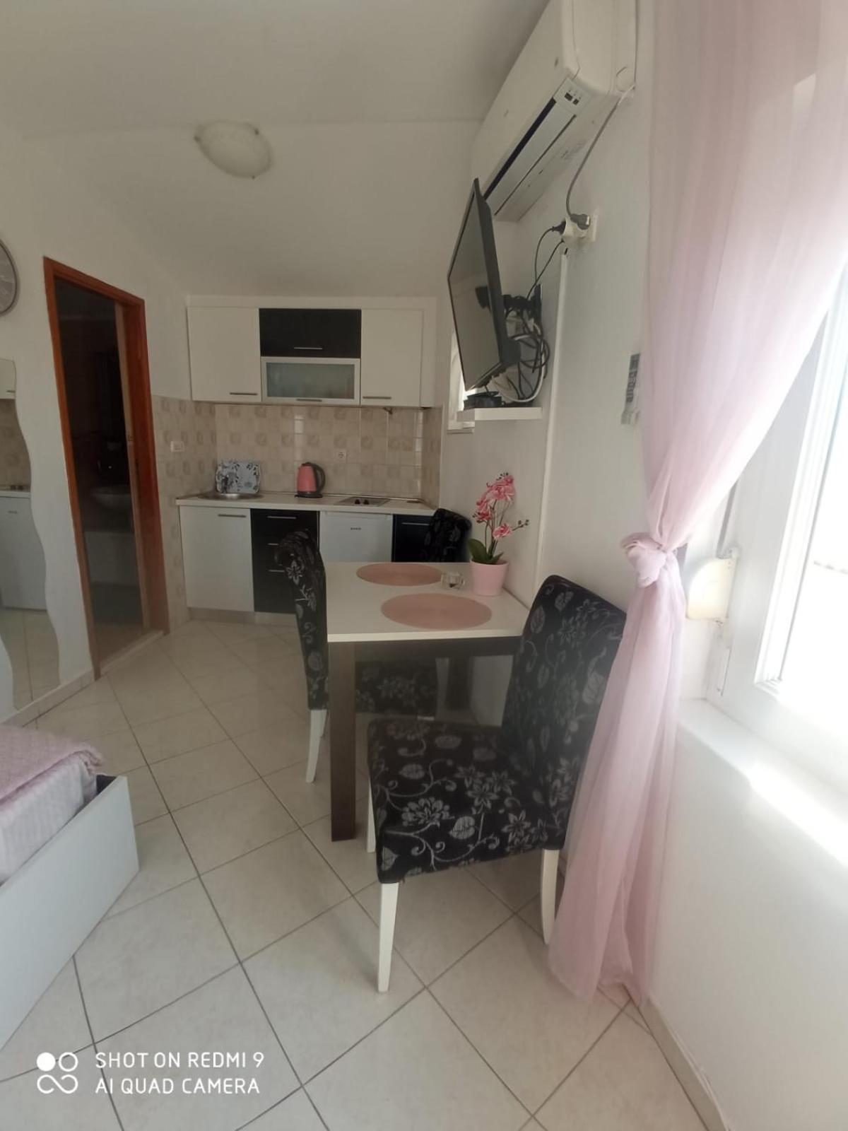 Apartmani Andelo, Tommy, Leon Bibinje Εξωτερικό φωτογραφία